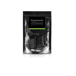 Kit caresse et privation : plumeau, lien, masque — Instruments of Pleasure