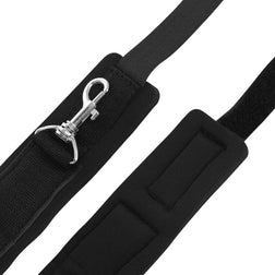 DARKNESS MENOTTES DE PORTE DE BONDAGE