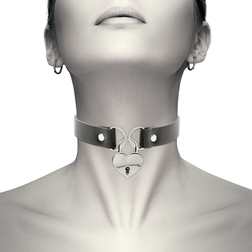 Collier cuir végan avec cœur et clé — Coquette Chic Desire — vue 2