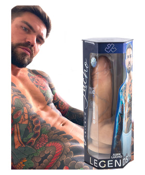 Realistischer Dildo mit doppelter Dichte 23,3 cm – Juan Lucho
